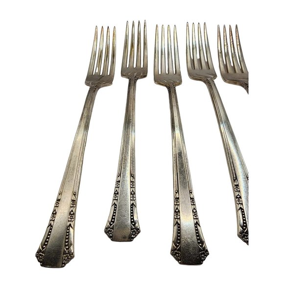 24 Pc Oneida Ltd 1881 Rogers Flatware Set Forks Spoons Knives Dining Kitchen - Picture 5 of 8